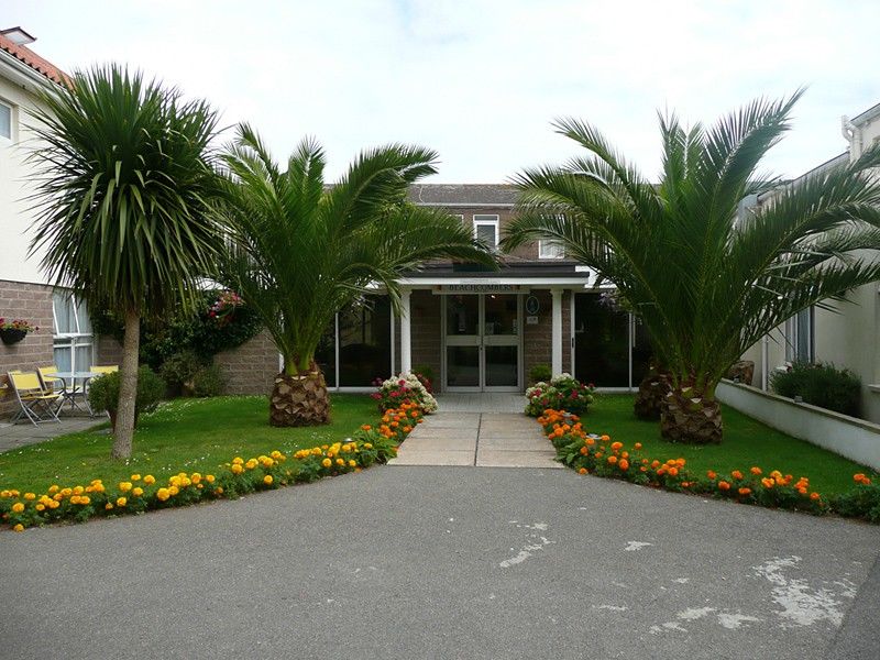 Beachcombers Hotel Grouville Exteriér fotografie